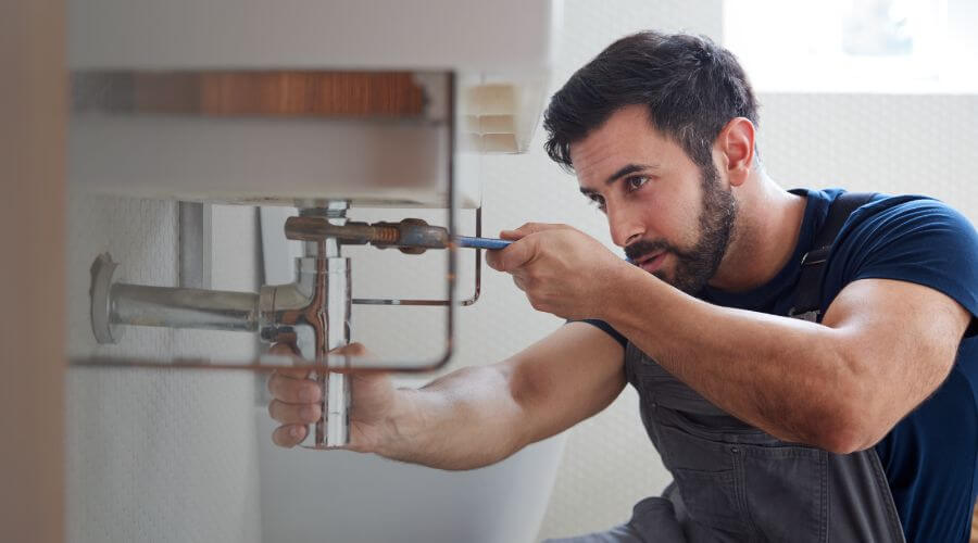 Electric water heater repair in La Fontaine, IN
